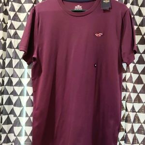 Hollister's t shirt